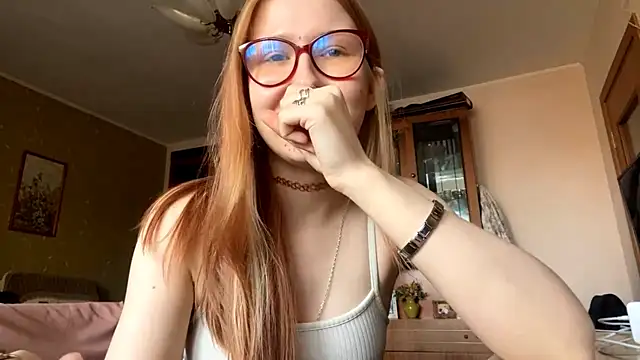 Snapshot of LaureenVielma chatting on March 2026 07:36:03 AM LaureenVielma online show from March 2026 07:36:03 AM