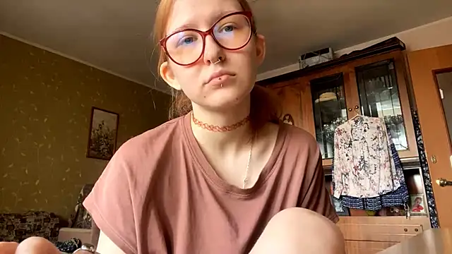 Snapshot of LaureenVielma chatting on March 2026 08:48:01 AM LaureenVielma online show from March 2026 08:48:01 AM