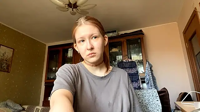 Snapshot of LaureenVielma chatting on April 2026 08:21:02 AM LaureenVielma online show from April 2026 08:21:02 AM