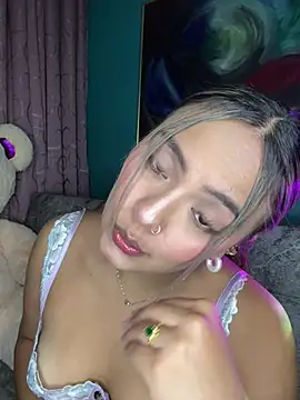 Kylievoos online show from February 2026 11:31:01 PM