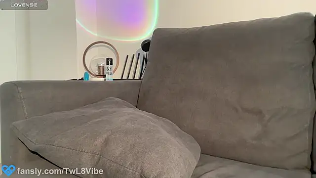 Snapshot of twl8vibe chatting on July 2026 03:03:02 PM twl8vibe online show from July 2026 03:03:02 PM