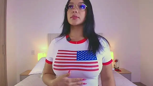 Anna-Lynn online show from July 2026 02:40:01 AM