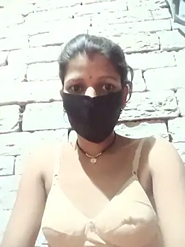 Snapshot of Divya-11431 chatting on June 2026 08:44:02 PM Divya-11431 online show from June 2026 08:44:02 PM