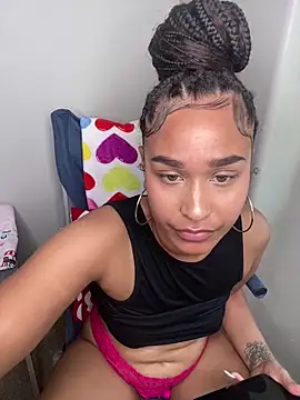 Snapshot of Jamalyce chatting on March 2026 05:42:02 PM Jamalyce online show from March 2026 05:42:02 PM