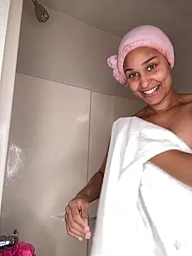 Snapshot of Jamalyce chatting on April 2026 02:49:01 PM Jamalyce online show from April 2026 02:49:01 PM