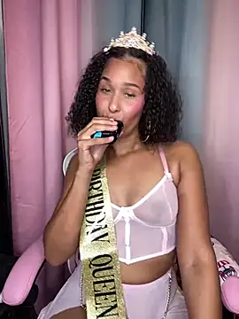 Snapshot of Jamalyce chatting on July 2026 08:44:02 PM Jamalyce online show from July 2026 08:44:02 PM