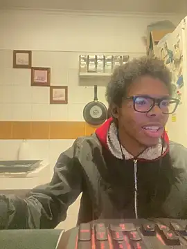 Snapshot of ELPikaPreta chatting on February 2026 01:21:01 AM ELPikaPreta online show from February 2026 01:21:01 AM