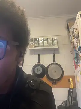 Snapshot of ELPikaPreta chatting on February 2026 07:51:01 AM ELPikaPreta online show from February 2026 07:51:01 AM