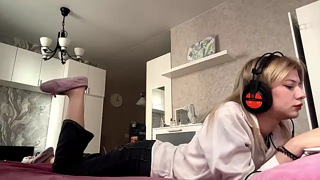 LadyFoxLove online show from March 2026 11:39:02 AM