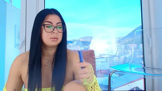 Snapshot of MissyScarlet chatting on April 2026 04:26:02 AM MissyScarlet online show from April 2026 04:26:02 AM