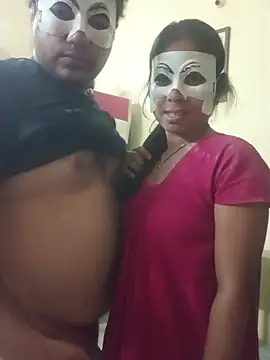 Snapshot of pinkbox chatting on March 2026 06:33:01 PM pinkbox online show from March 2026 06:33:01 PM