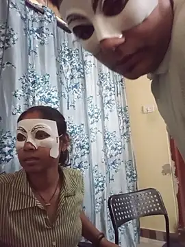 Snapshot of pinkbox chatting on April 2026 07:35:01 AM pinkbox online show from April 2026 07:35:01 AM