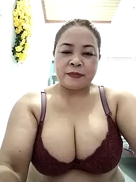 Snapshot of Baby-bigtits2026 chatting on April 2026 02:01:02 PM Baby-bigtits2026 online show from April 2026 02:01:02 PM