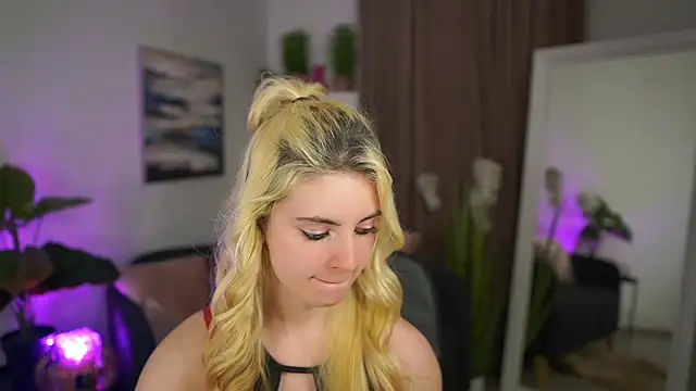 Snapshot of Jetpearl chatting on March 2026 07:14:02 PM Jetpearl online show from March 2026 07:14:02 PM