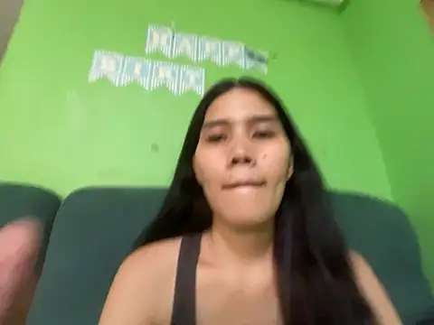 Snapshot of Sweetiebabe25 chatting on April 2026 11:02:02 PM Sweetiebabe25 online show from April 2026 11:02:02 PM