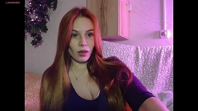 Snapshot of kelly_love_222 chatting on April 2026 05:01:02 PM kelly love 222 online show from April 2026 05:01:02 PM