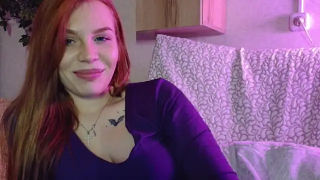 Snapshot of kelly_love_222 chatting on April 2026 06:10:01 PM kelly love 222 online show from April 2026 06:10:01 PM