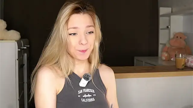 LeeryWonder online show from April 2026 01:25:01 AM