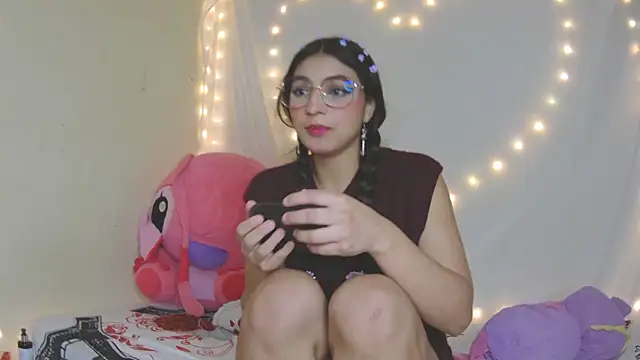 Snapshot of Eternalfuego chatting on February 2026 06:34:01 AM Eternalfuego online show from February 2026 06:34:01 AM