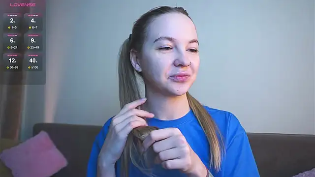 AricaPetties online show from February 2026 08:10:02 PM