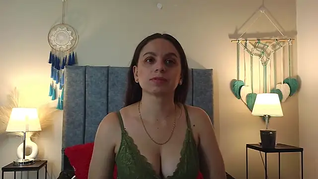 NatalyGuzman26 online show from March 2026 05:26:01 PM