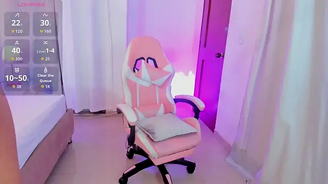 karlaa megan online show from February 2026 07:33:02 PM