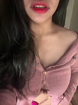 QuynhAnh 2k1 online show from February 2026 05:47:02 PM