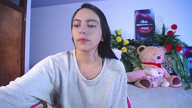 Snapshot of lika_little0 chatting on March 2026 12:25:02 AM lika little0 online show from March 2026 12:25:02 AM