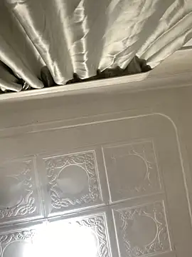 Snapshot of noma20 chatting on April 2026 11:44:01 AM noma20 online show from April 2026 11:44:01 AM