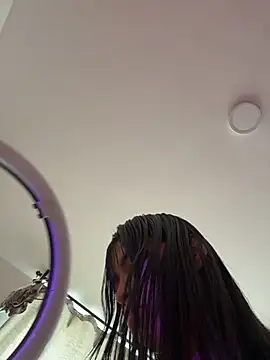 Chel   online show from April 2026 07:22:01 PM