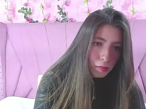 Snapshot of EmberCooper_ chatting on March 2026 02:04:02 AM EmberCooper online show from March 2026 02:04:02 AM