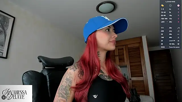 Snapshot of Vanessarte_ chatting on April 2026 04:12:01 PM Vanessarte online show from April 2026 04:12:01 PM