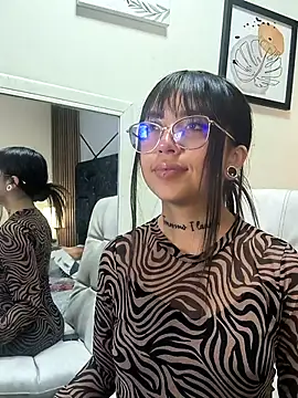 mary luckaysha  online show from February 2026 08:58:01 PM