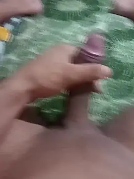 pistoludo21 online show from April 2026 04:19:01 AM