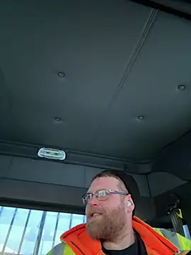 Snapshot of arcticman103 chatting on March 2026 04:39:01 AM arcticman103 online show from March 2026 04:39:01 AM