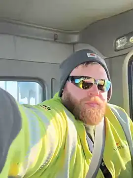 Snapshot of arcticman103 chatting on March 2026 11:50:01 PM arcticman103 online show from March 2026 11:50:01 PM