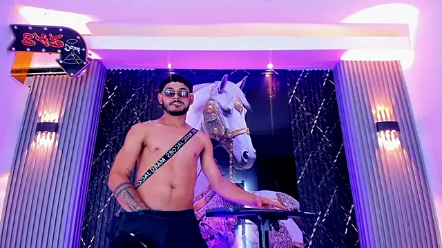 Snapshot of the_knights_of_the_night chatting on March 2026 03:56:01 PM the knights of the night online show from March 2026 03:56:01 PM