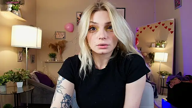 AvaSun online show from February 2026 10:39:01 PM