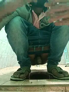 Snapshot of Sharmasamba chatting on April 2026 04:37:02 PM Sharmasamba online show from April 2026 04:37:02 PM