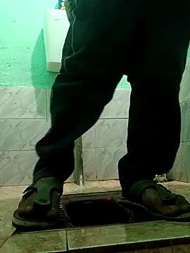 Snapshot of Sharmasamba chatting on April 2026 05:25:02 PM Sharmasamba online show from April 2026 05:25:02 PM