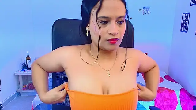 Kristin    online show from February 2026 03:10:01 AM