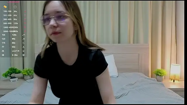 alorenna online show from February 2026 02:37:02 PM