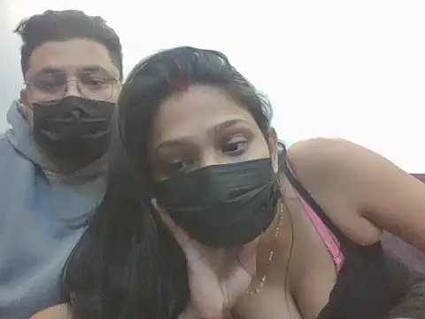 the open couple online show from February 2026 07:20:01 PM