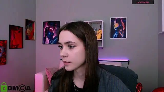 laurenmurrr online show from March 2026 10:28:02 AM