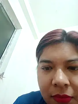 Elie Hallway online show from February 2026 07:01:02 PM