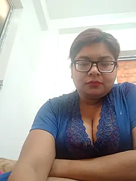 Snapshot of Elie_Hallway chatting on March 2026 02:37:02 AM Elie Hallway online show from March 2026 02:37:02 AM