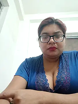 Snapshot of Elie_Hallway chatting on March 2026 12:49:02 AM Elie Hallway online show from March 2026 12:49:02 AM