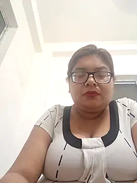 Snapshot of Elie_Hallway chatting on March 2026 06:47:01 PM Elie Hallway online show from March 2026 06:47:01 PM