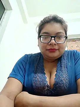 Snapshot of Elie_Hallway chatting on April 2026 06:49:02 PM Elie Hallway online show from April 2026 06:49:02 PM