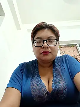 Snapshot of Elie_Hallway chatting on April 2026 07:08:02 PM Elie Hallway online show from April 2026 07:08:02 PM